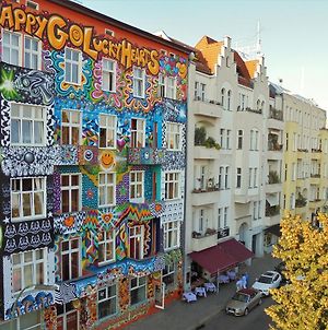 Happy Go Lucky Hotel + Hostel Berlijn Exterior photo