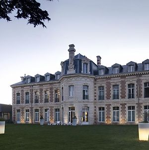 Hotel Et Spa Du Chateau Lagord Exterior photo