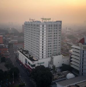 The Square Hotel Surabaya Exterior photo