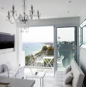 The White Pearl Suite - Beach Front City Centre With Sea View. Limasol Exterior photo