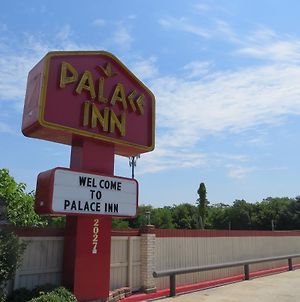 Palace Inn Wayside Houston Exterior photo