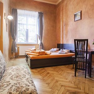 Momotown Privates Bed and Breakfast Krakau Exterior photo