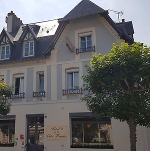 Hotel De La Cote Fleurie Deauville Exterior photo