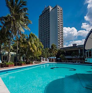Gran Caribe Neptuno - Triton Hotel Havana Exterior photo