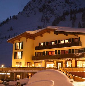 Arlberg Stuben - Das Kleine, Feine Hotel Stuben am Arlberg Exterior photo