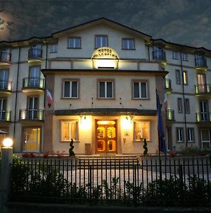 Hotel Valentino Acqui Terme Exterior photo