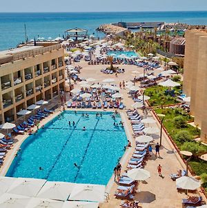Coral Beach Hotel & Resort Beiroet Exterior photo