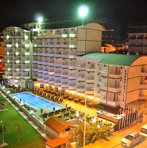 Grand Ati̇Lla Hotel Alanya Exterior photo
