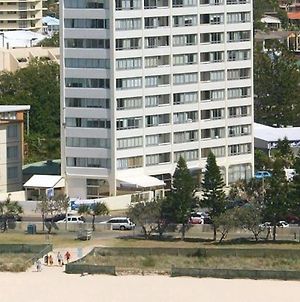 The Shore Apartments - Beachfront Gold Coast Exterior photo