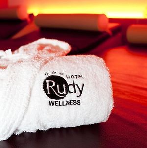 Hotel Rudy Riva del Garda Exterior photo