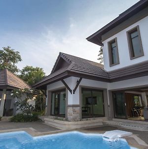Ozone Villa Phuket Pa Khlok Exterior photo