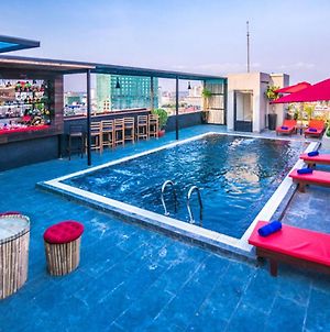 Diamond Palace Resort & Sky Bar Phnom-Penh Exterior photo