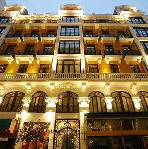 Petit Palace Chueca Hotel Madrid Exterior photo
