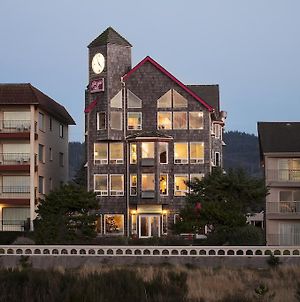 The Seaside Oceanfront Inn Exterior photo