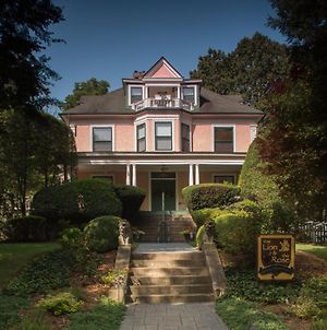 The Lion And The Rose Bed And Breakfast Asheville Exterior photo