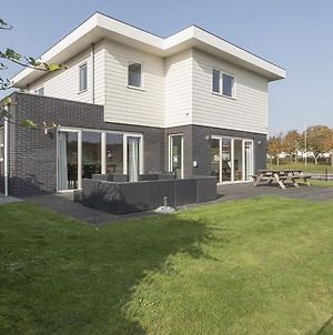 Spacious Holiday Home In Harderwijk With Sauna Zeewolde Exterior photo