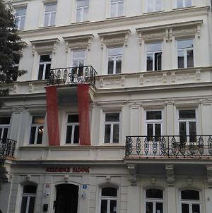 Rezidence Sadova Aparthotel Karlsbad Exterior photo