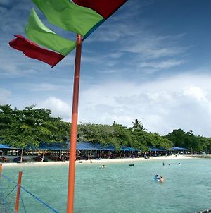 Paradise Island Park & Beach Resort Davao City Exterior photo