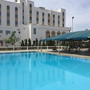 Al Madinah Holiday Hotel Masqat Exterior photo