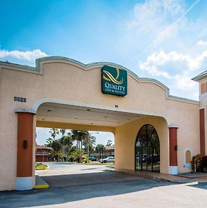 Quality Inn & Suites East Gate - Kissimmee Exterior photo