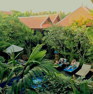 Malu Khmer Villa Siem Reap Exterior photo