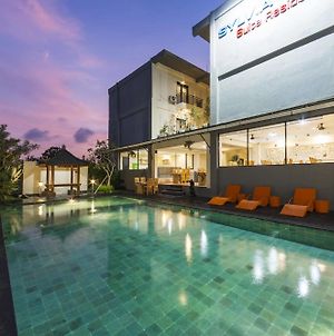 Reddoorz Plus Near Mall Bali Galeria 2 Hotel Denpasa Exterior photo