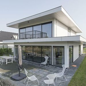 Luxurious, Waterfront Design Villa, Located Near Harderbos Zeewolde Exterior photo
