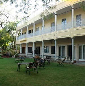 Jai Niwas Garden Hotel Jaipur Exterior photo