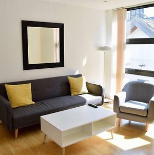 Modern 1 Bedroom Flat In Canary Wharf Londen Exterior photo
