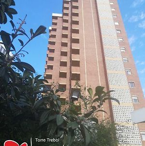 Torre Trebol Benidorm Aparthotel Exterior photo