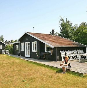 One-Bedroom Holiday Home In Vaeggerlose 1 Bøtø By Exterior photo