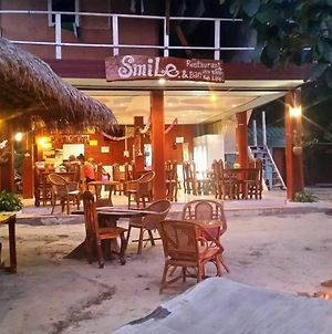 Smile Sunset Resort Koh Lipe Exterior photo