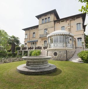 Hotel Villa Maria Desenzano del Garda Exterior photo