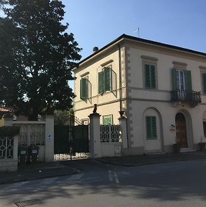 Leone Di Sant' Anna Lucca Exterior photo