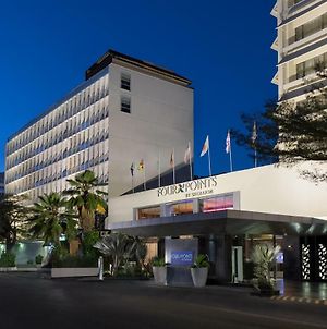 Four Points By Sheraton Dar Es Salaam New Africa Hotel Exterior photo