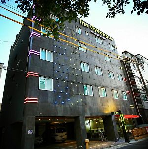 Inn Gyeongju Guest Hotel Exterior photo