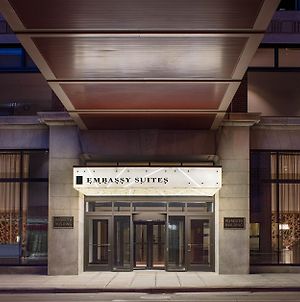 Embassy Suites By Hilton Minneapolis Downtown Hotel Exterior photo
