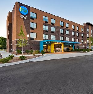Tru By Hilton Sterling Heights Detroit Hotel Exterior photo