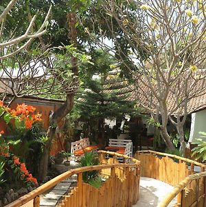 Bamboo Paradise Hostel Padangbai  Exterior photo