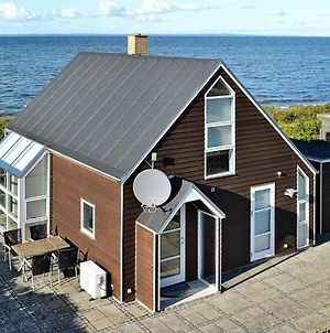 Comfortable Holiday Home In Funen On Beach Vedelshave Exterior photo
