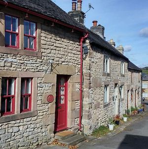 Clover Cottage Winster  Exterior photo
