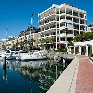 Pinemore Waterfront Apartments Kaapstad Exterior photo