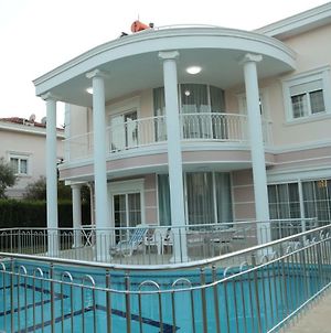 Villa Aslam, Kadriye Mahallesi 236 Sokak No: 1-4 Tolerance Golf Sitesi C-1 Blok, Serik, Antalya Belek Exterior photo