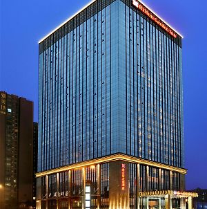 Hilton Garden Inn Chengdu Huayang Exterior photo