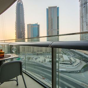 Maison Privee - 5 Stars Apt In Architectural Marvel Of Dubai Appartement Exterior photo