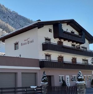 Haus Tirol Garni Hotel Ried im Oberinntal Exterior photo