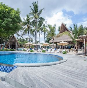 Le Nusa Beach Club Hotel Lembongan Exterior photo
