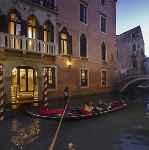 Hotel Ai Reali - Small Luxury Hotels Of The World Venetië Exterior photo