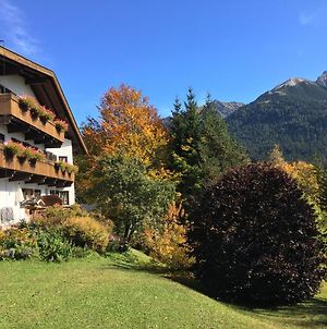 Landhaus Frenes Apartments Seefeld in Tirol Exterior photo