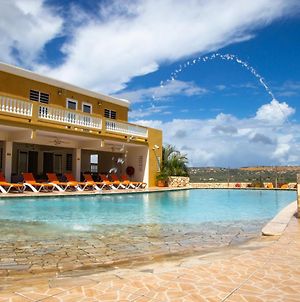 Hillside Resort Bonaire Playa Exterior photo